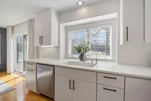 1309 Aspen Dr, Burnsville, MN 55337 - Photo 11