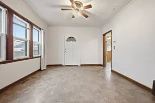 1092 Sims Ave, Saint Paul, MN 55106 - Photo 3