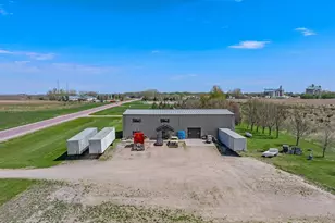 18187 State Hwy 19, Vesta, MN 56292 - Photo 7