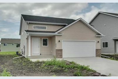 3843 19th Street S, Moorhead, MN 56560 - Photo 3