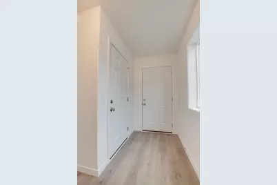 2516 38th Avenue S, Moorhead, MN 56560 - Photo 5