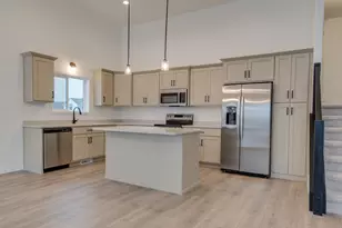 2516 38th Ave S, Moorhead, MN 56560 - Photo 11