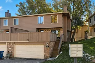 2106 Tamarin Trail, Golden Valley, MN 55427 - Photo 25