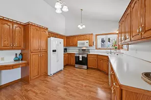 305 18th St S, Buffalo, MN 55313 - Photo 3