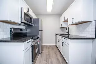 181 Little Canada Rd E, Little Canada, MN 55117 - Photo 11