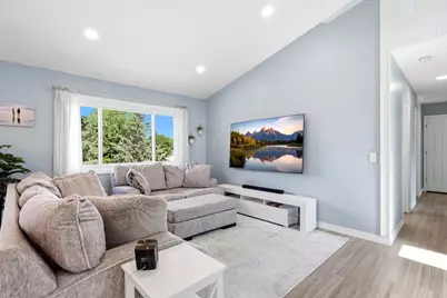 1136 Westbury Circle, Eagan, MN 55123 - Photo 9