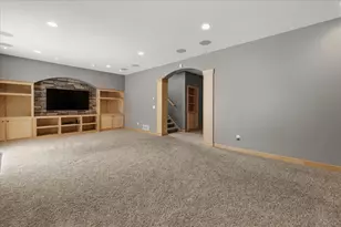 965 Woodview Ct, Carver, MN 55315 - Photo 29