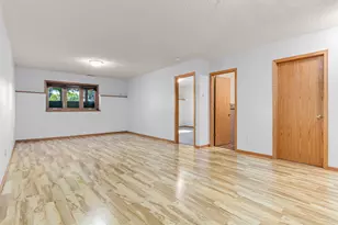 5540 Nathan Ln N, Plymouth, MN 55442 - Photo 15