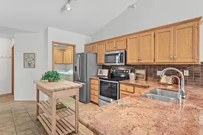 5540 Nathan Lane N #2, Plymouth, MN 55442 - Photo 3