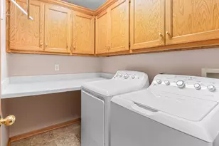 5540 Nathan Ln N, Plymouth, MN 55442 - Photo 13