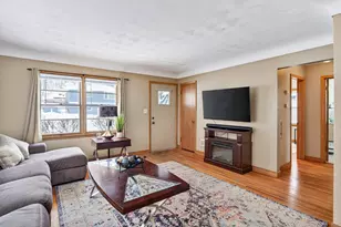 749 8th Ave S, South Saint Paul, MN 55075 - Photo 3