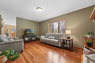 2001 Henry St N, North Saint Paul, MN 55109 - Photo 13