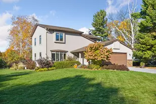 2001 Henry St N, North Saint Paul, MN 55109 - Photo 29