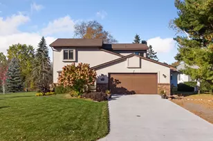 2001 Henry St N, North Saint Paul, MN 55109 - Photo 1