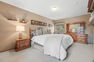 2001 Henry St N, North Saint Paul, MN 55109 - Photo 17