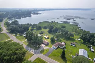 24832 N Wall Lake Dr, Fergus Falls, MN 56537 - Photo 75