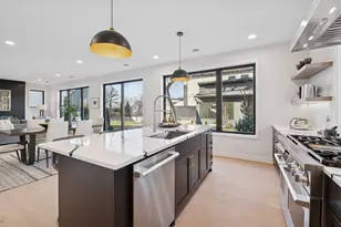 6132 Oaklawn Ave, Edina, MN 55424 - Photo 23