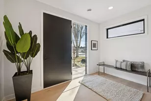 6132 Oaklawn Ave, Edina, MN 55424 - Photo 11