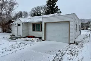 1120 S Sheridan St, Fergus Falls, MN 56537 - Photo 3