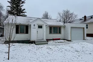 1120 S Sheridan St, Fergus Falls, MN 56537 - Photo 1