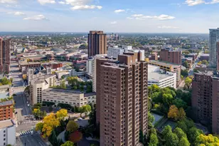 1201 Yale Pl, Minneapolis, MN 55403 - Photo 55