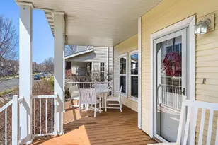 2755 Faulkner Dr, Chaska, MN 55318 - Photo 5