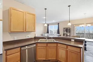 4580 Blaylock Cir, Inver Grove Heights, MN 55076 - Photo 5
