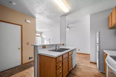 15554 Garnet Way, Apple Valley, MN 55124 - Photo 43