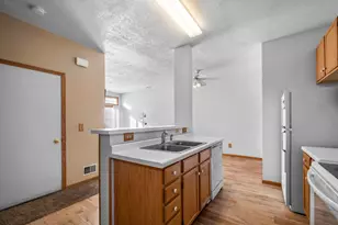 15554 Garnet Way, Apple Valley, MN 55124 - Photo 43