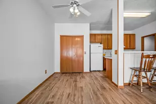 15554 Garnet Way, Apple Valley, MN 55124 - Photo 35