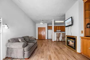 15554 Garnet Way, Apple Valley, MN 55124 - Photo 33