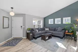 12634 Inglewood Ave S, Savage, MN 55378 - Photo 9