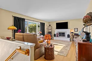 8400 27th Pl N, New Hope, MN 55427 - Photo 5