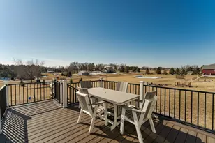 330 5th St SE, Oronoco, MN 55960 - Photo 3