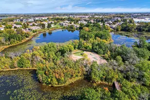 9900 55th Ave N, Plymouth, MN 55442 - Photo 23