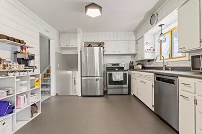 215 N Hill Street, Marshall, MN 56258 - Photo 13