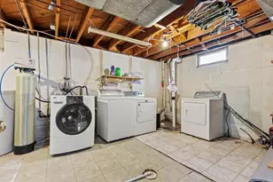 215 N Hill St, Marshall, MN 56258 - Photo 35