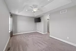 8411 Larch Ln N, Maple Grove, MN 55369 - Photo 21