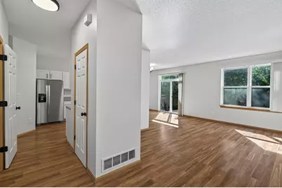 16363 Jamison Path, Lakeville, MN 55044 - Photo 7