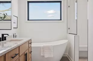 6136 Oaklawn Ave, Edina, MN 55424 - Photo 25