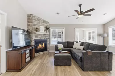 727 Hilltop Lane, Saint Croix Falls, WI 54024 - Photo 9