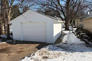 4331 James Ave N, Minneapolis, MN 55412 - Photo 17