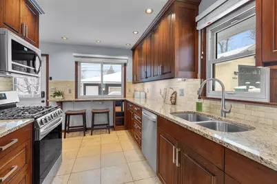 9810 W 18th Street, Saint Louis Park, MN 55426 - Photo 11