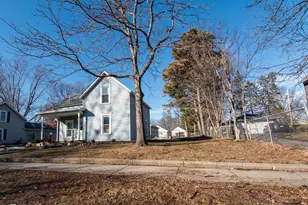 522 6th St W, Hastings, MN 55033 - Photo 3