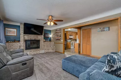 57821 300th Street, Winthrop, MN 55396 - Photo 5