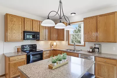 3420 N View Bay, Woodbury, MN 55125 - Photo 7