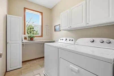 3420 N View Bay, Woodbury, MN 55125 - Photo 13