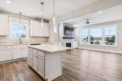 17975 Greenwich Way, Lakeville, MN 55044 - Photo 9