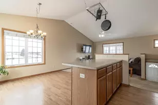 612 St Andrews Dr, Mankato, MN 56001 - Photo 17