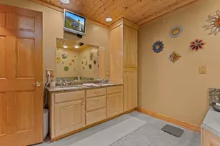 96 Kimberly Ct SW, Pine Island, MN 55963 - Photo 13